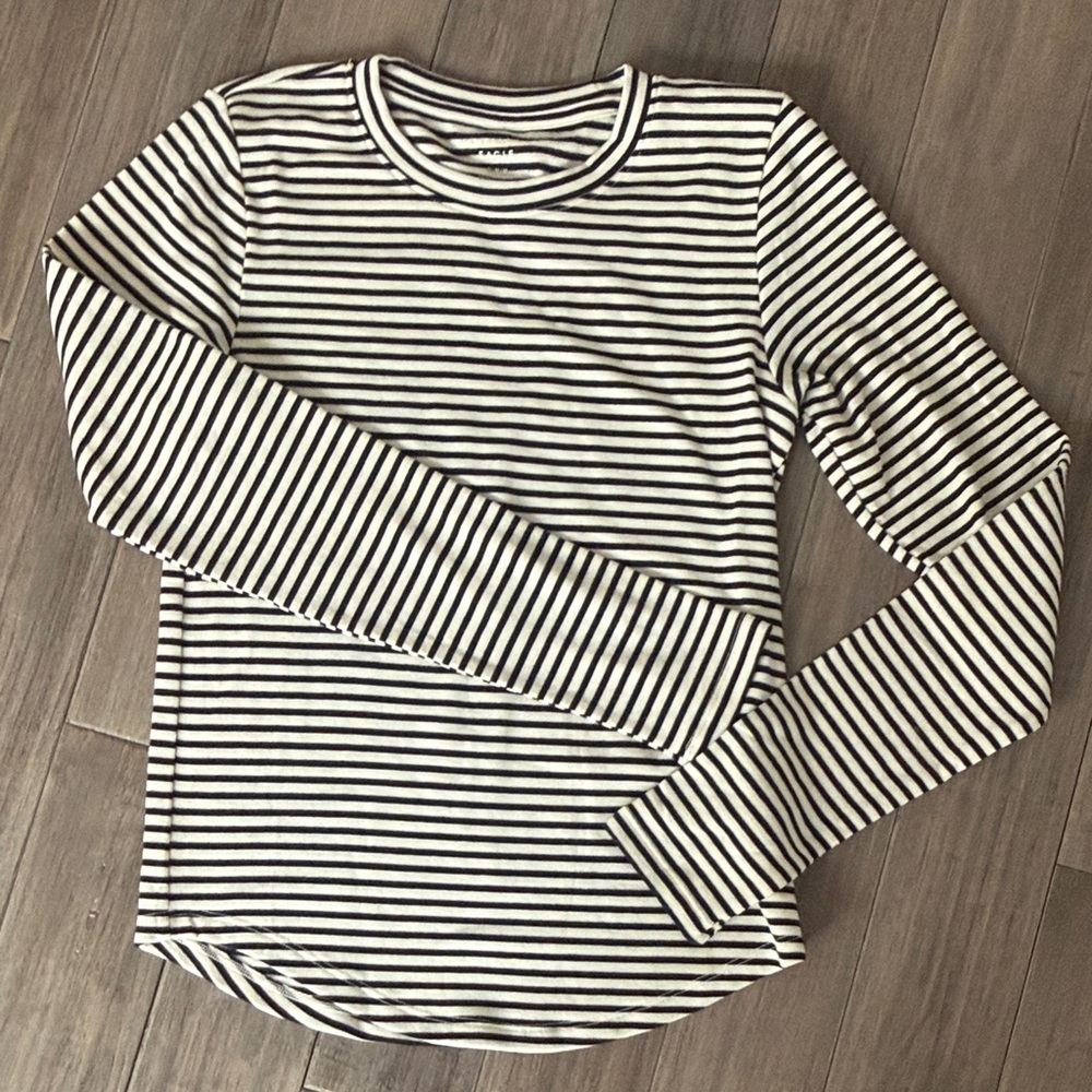 American Eagle Striped Long-Sleeve Crewneck Top - Black & White